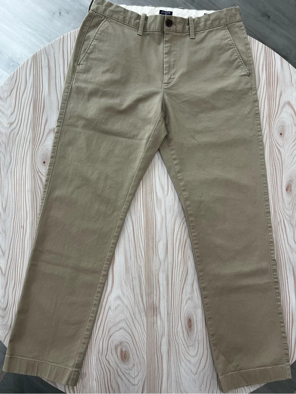 J Crew Men's Khaki Chino Pants - Classic Fit